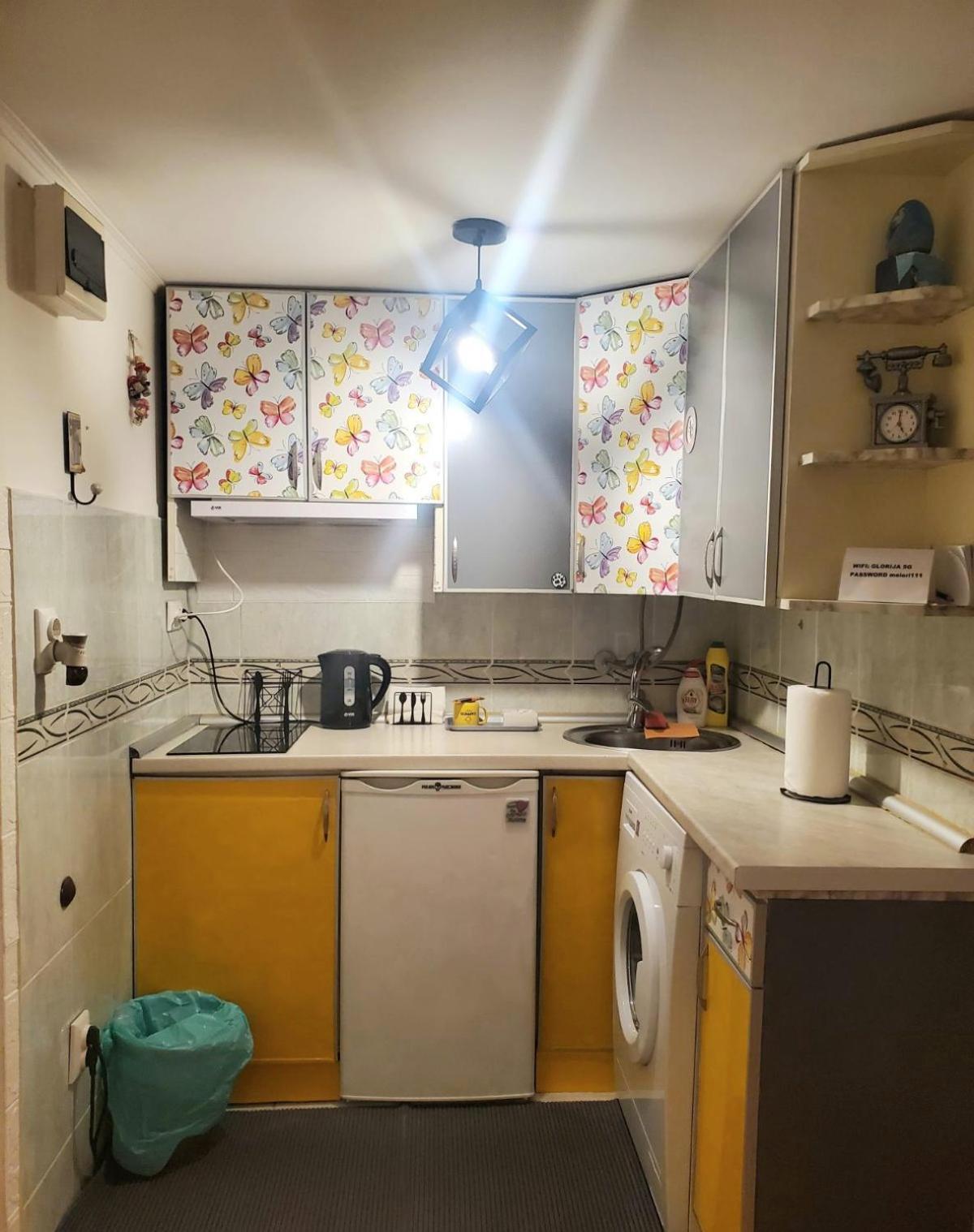 Glorry M Appartement Belgrado Buitenkant foto